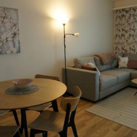 Keskustan Kaksio 45 M2 Autopaikalla, Rautatienkatu 19, 9 Krs Apartment Оулу Екстериор снимка